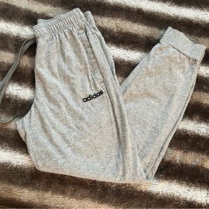 Adidas joggers 🏃‍♂️